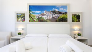 Unclassified image, 3 of 48, button - Hostal Molins Park (Ibiza Town)