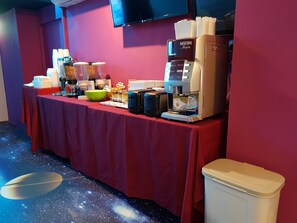 Breakfast buffet - Backpackers' Inn Chinatown (Singapore)