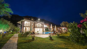 Front of property – evening/night