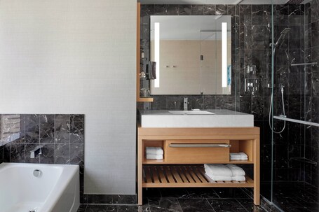 Delta Hotels by Marriott Toronto - Image 103