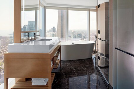 Delta Hotels by Marriott Toronto - Image 102