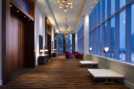 Delta Hotels by Marriott Toronto - Image 2