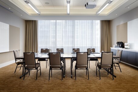 Delta Hotels by Marriott Toronto - Image 38