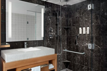 Delta Hotels by Marriott Toronto - Image 85