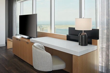 Delta Hotels by Marriott Toronto - Image 29