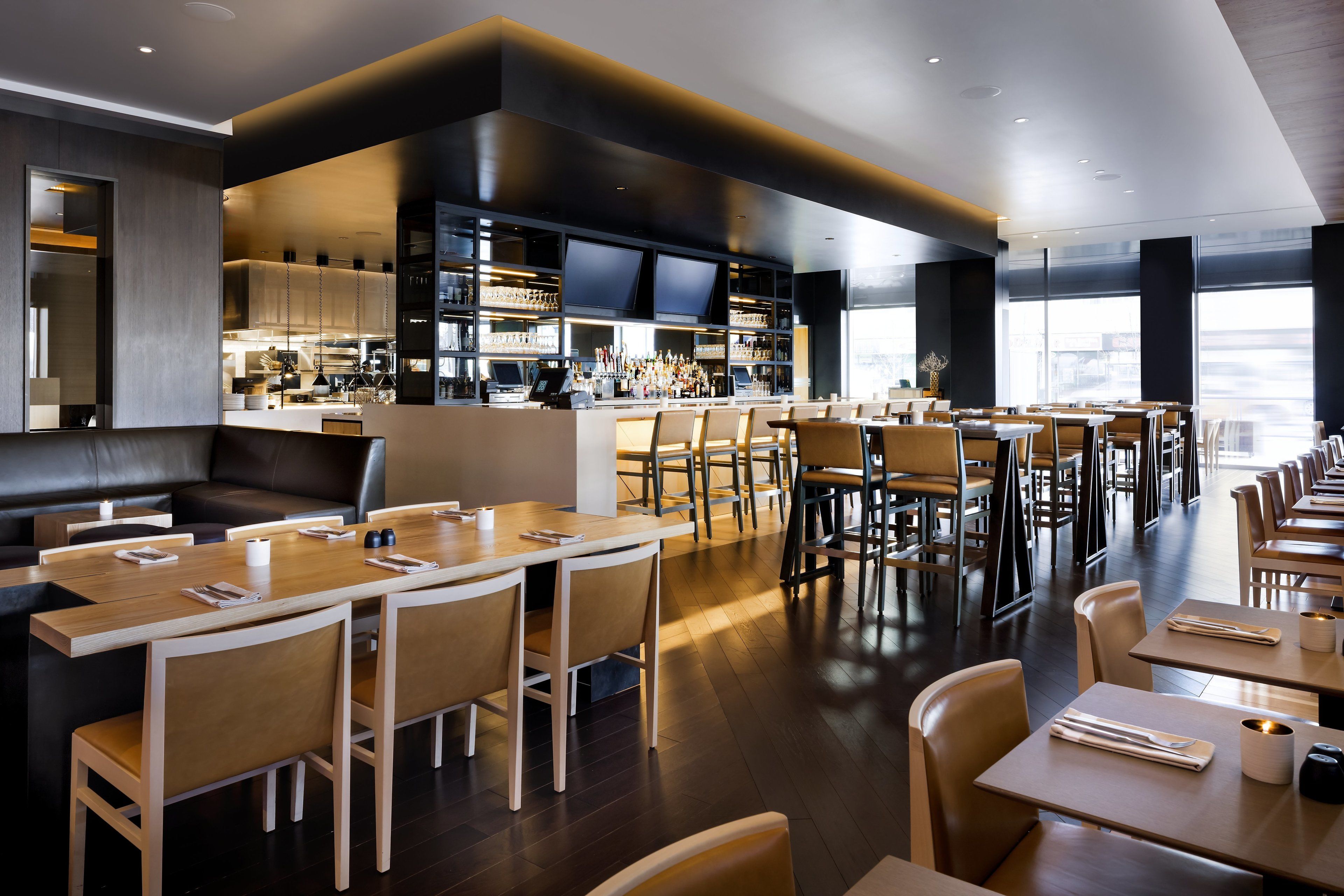 Tägliches Frühstück zum Mitnehmen gegen Gebühr