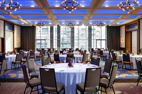Delta Hotels by Marriott Toronto - Image 13