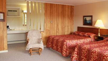 Standard Room, 2 Double Beds | Iron/ironing board, free WiFi, bed sheets