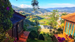 Deluxe Bungalow | Garden view - Osaka Village Dalat Resort (Da Lat)