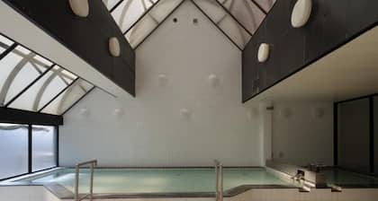 Capsule Hotel The Inn