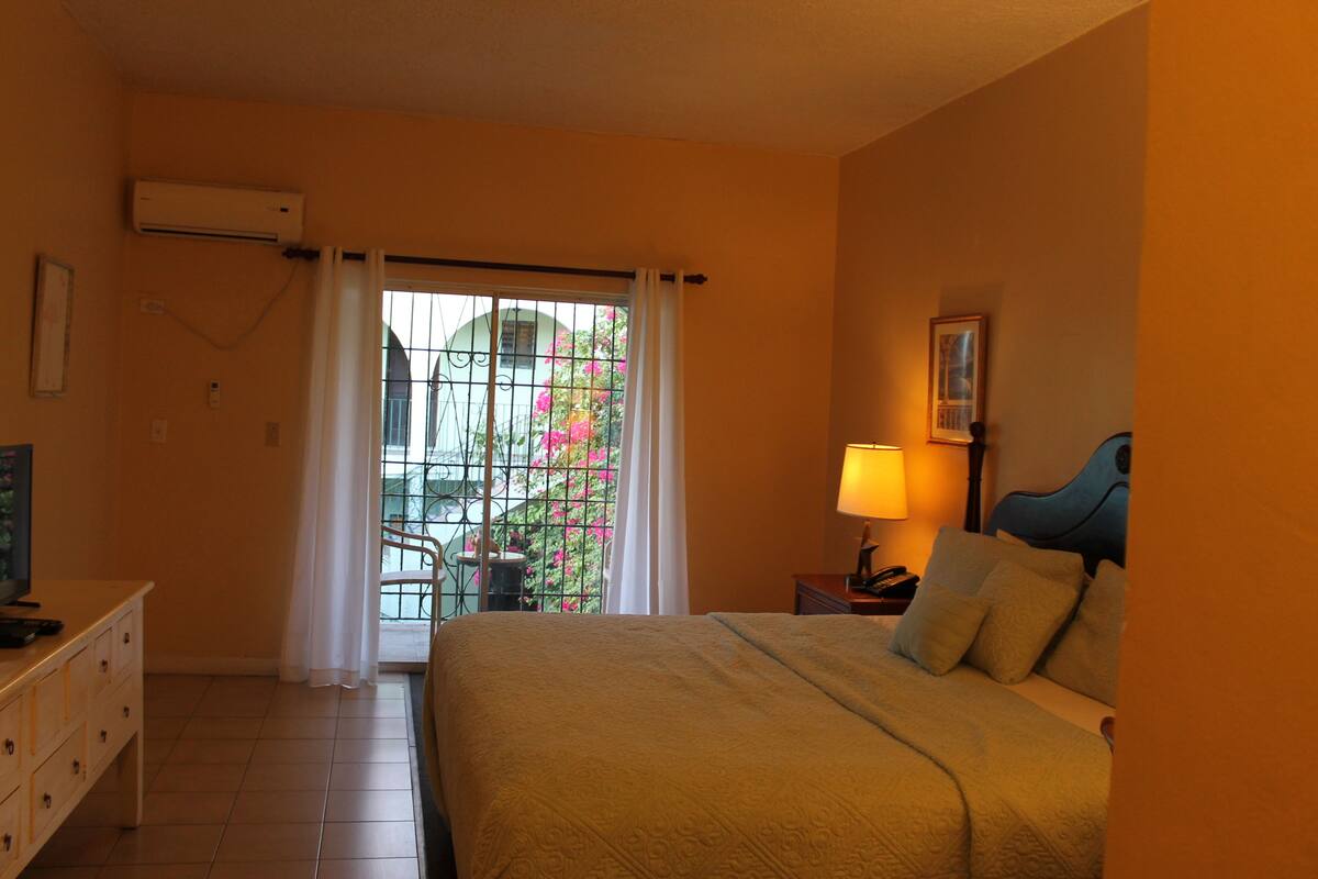 Iron/ironing board (on request), rollaway beds (surcharge)
