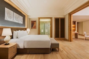 Blackout curtains, free WiFi, bed sheets - Zhuhaichimelong Hengqin Bay Hotel (Zhuhai)