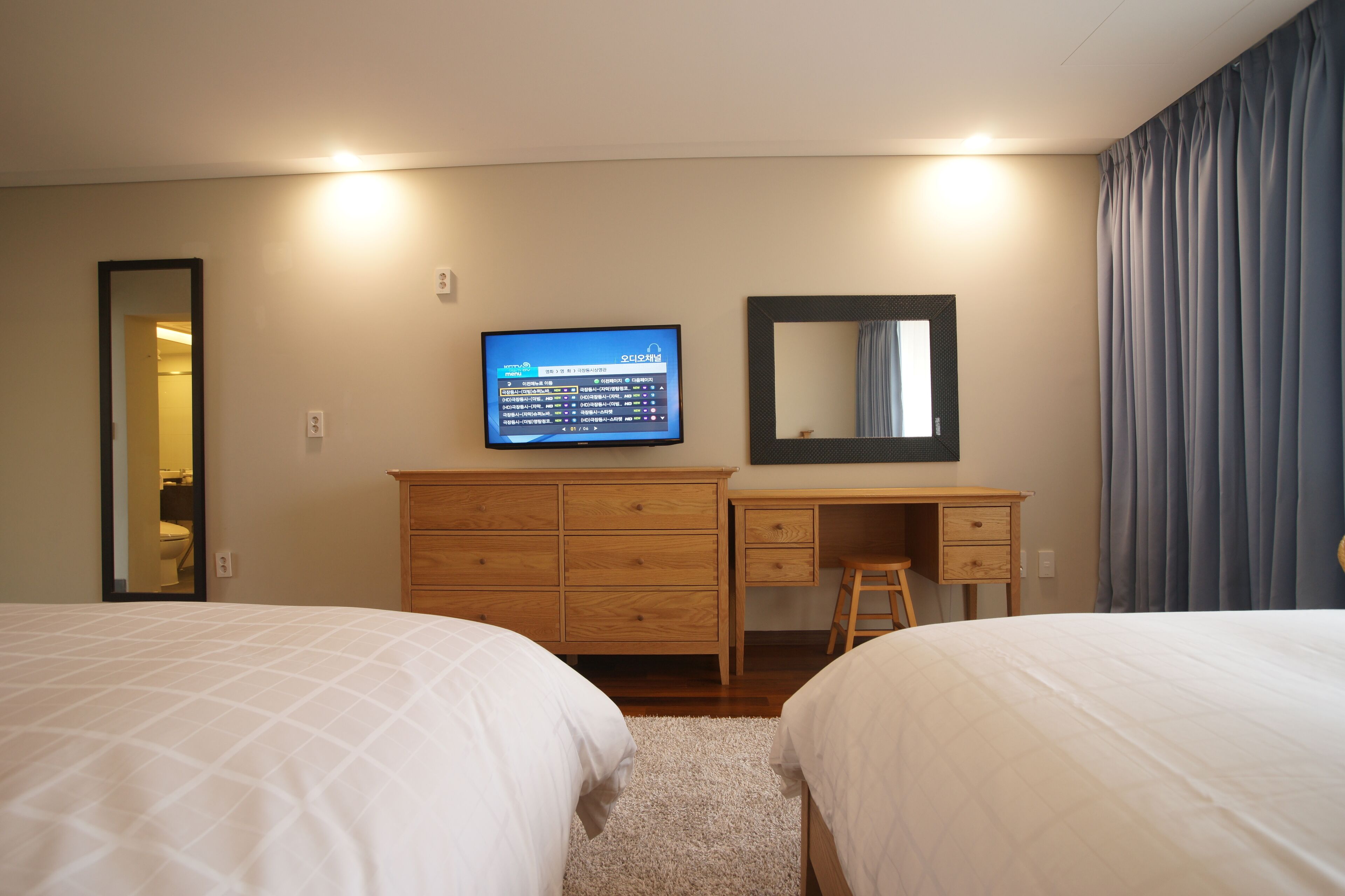 family twin room | egyptian cotton sheets, premium bedding, down duvets