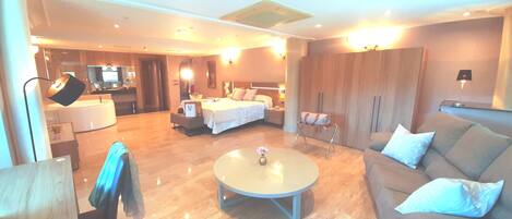 Literie de qualité supérieure, minibar, coffres-forts dans les chambres