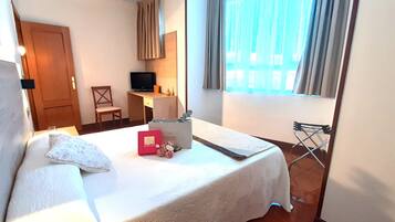 Comfort Double Room | Premium bedding, minibar, in-room safe, individually decorated