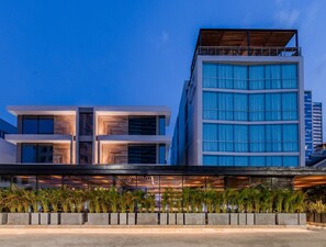 Front of property - OZ Hotel (Cartagena)