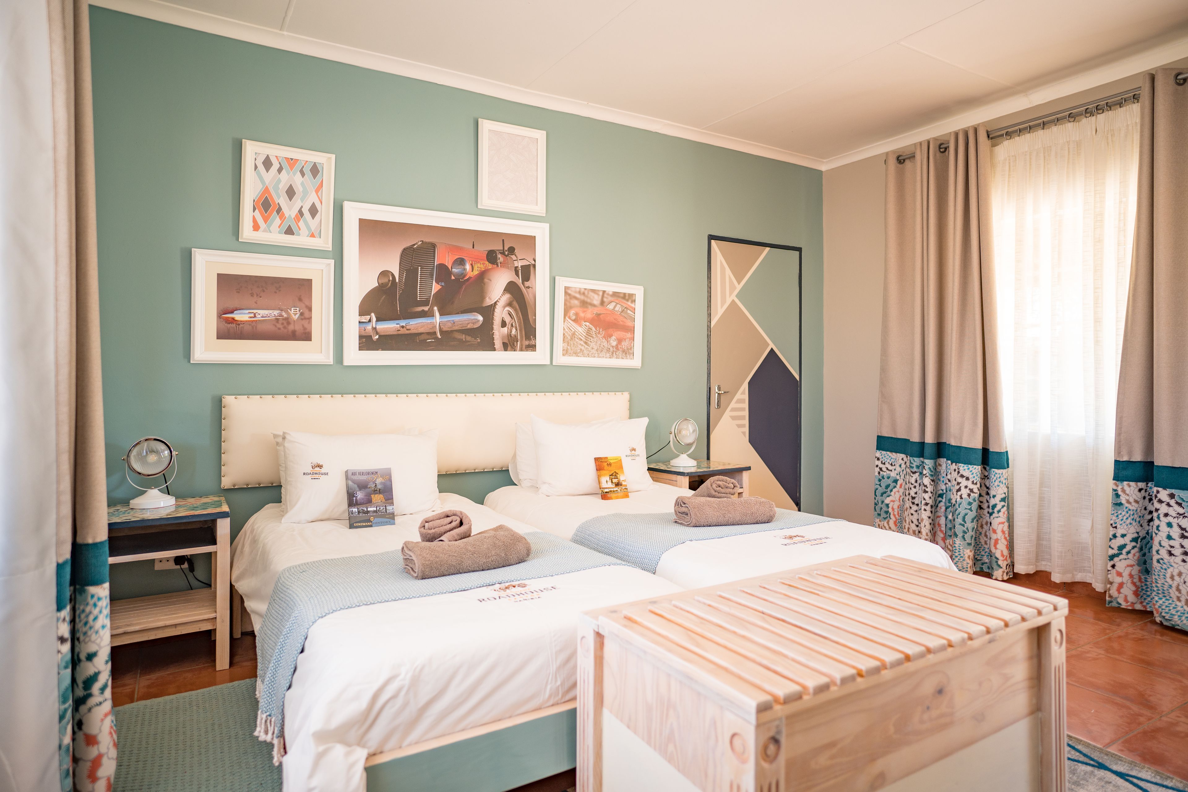 in-room safe, desk, laptop workspace, bed sheets