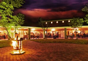 Breakfast, lunch, dinner served; al fresco dining 