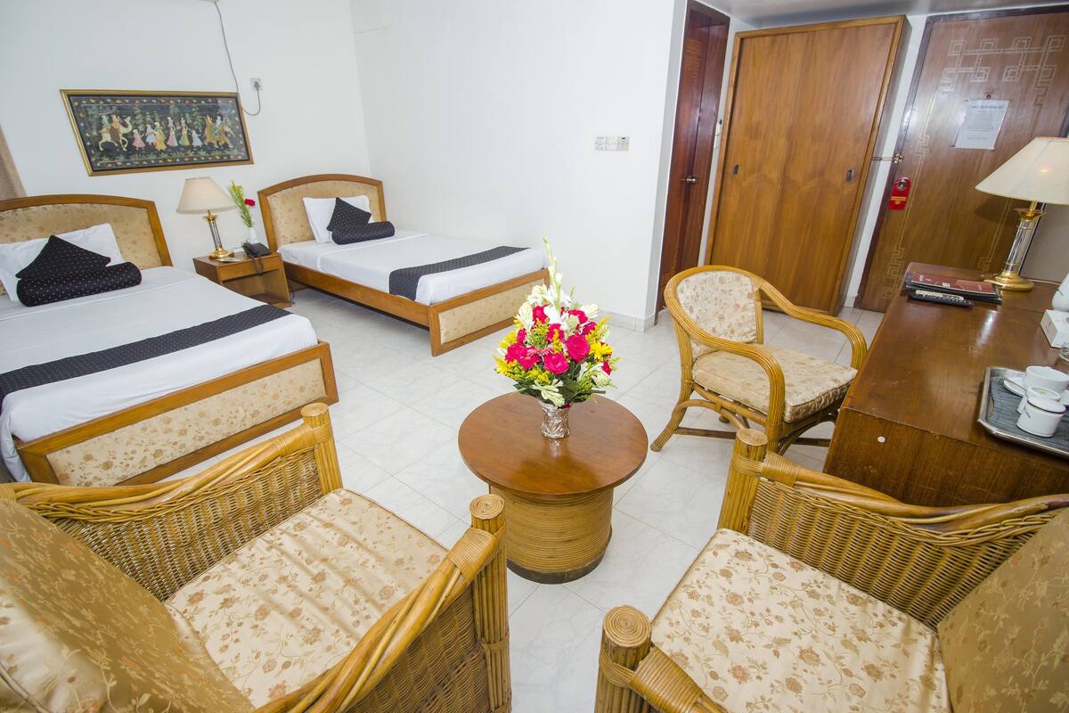 Superior Twin Room, 2 Bedrooms, Smoking, City View | Room amenity