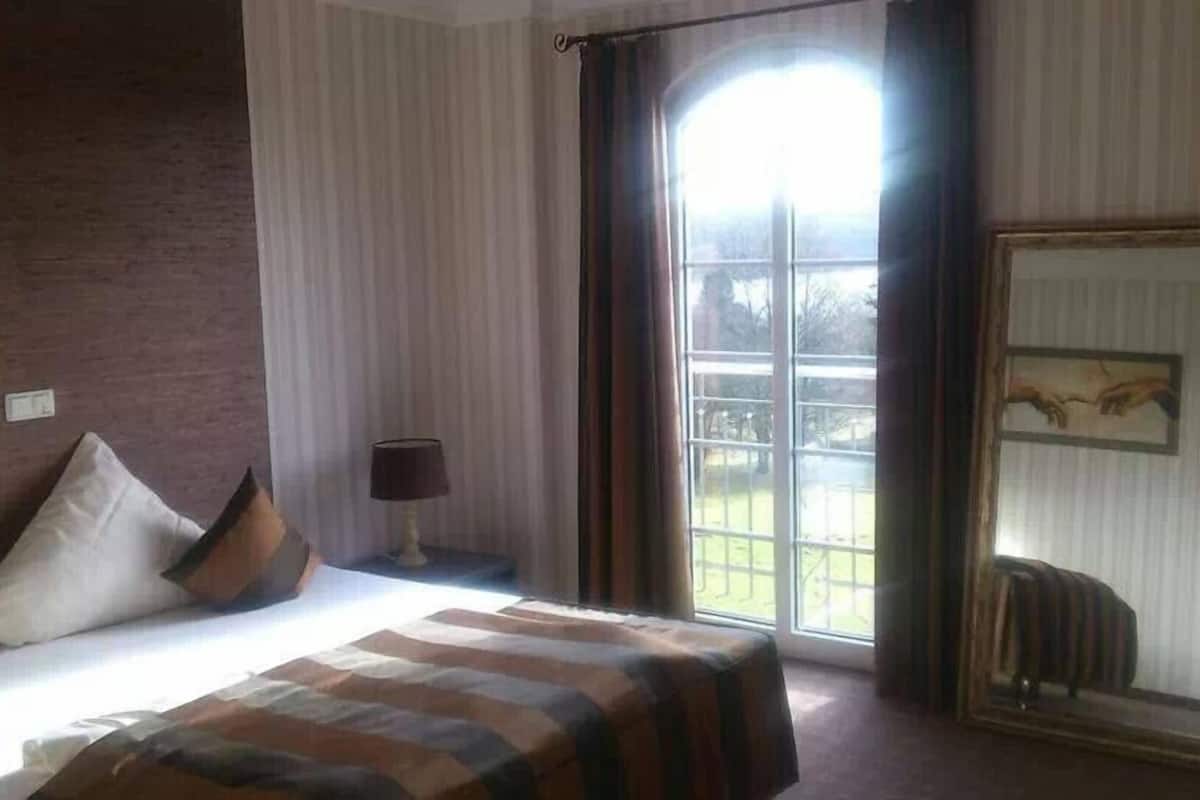 superior double room, lake view | free cots/infant beds, rollaway beds, free wifi, bed sheets