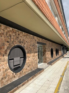 Exterior - Tehuelche Esquel (Esquel)