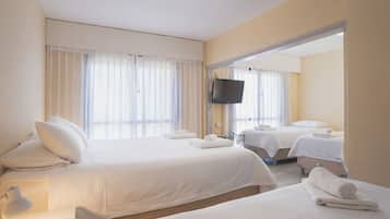 Hypo-allergenic bedding, down duvets, in-room safe, free WiFi