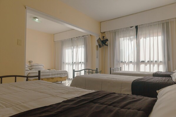 Habitación familiar | Ropa de cama hipoalergénica y edredón 