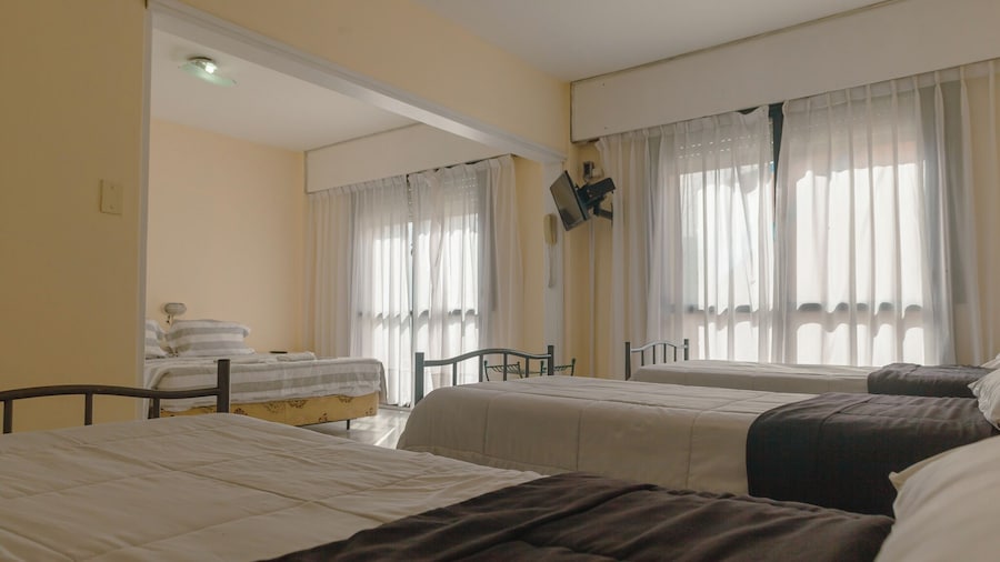 Hostal Rayentray
