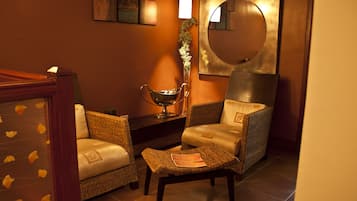 Body treatments, hydrotherapy, aromatherapy, hot stone massages