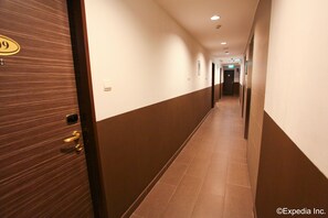 Hallway - The Snooze Hotel @bugis (Singapore)