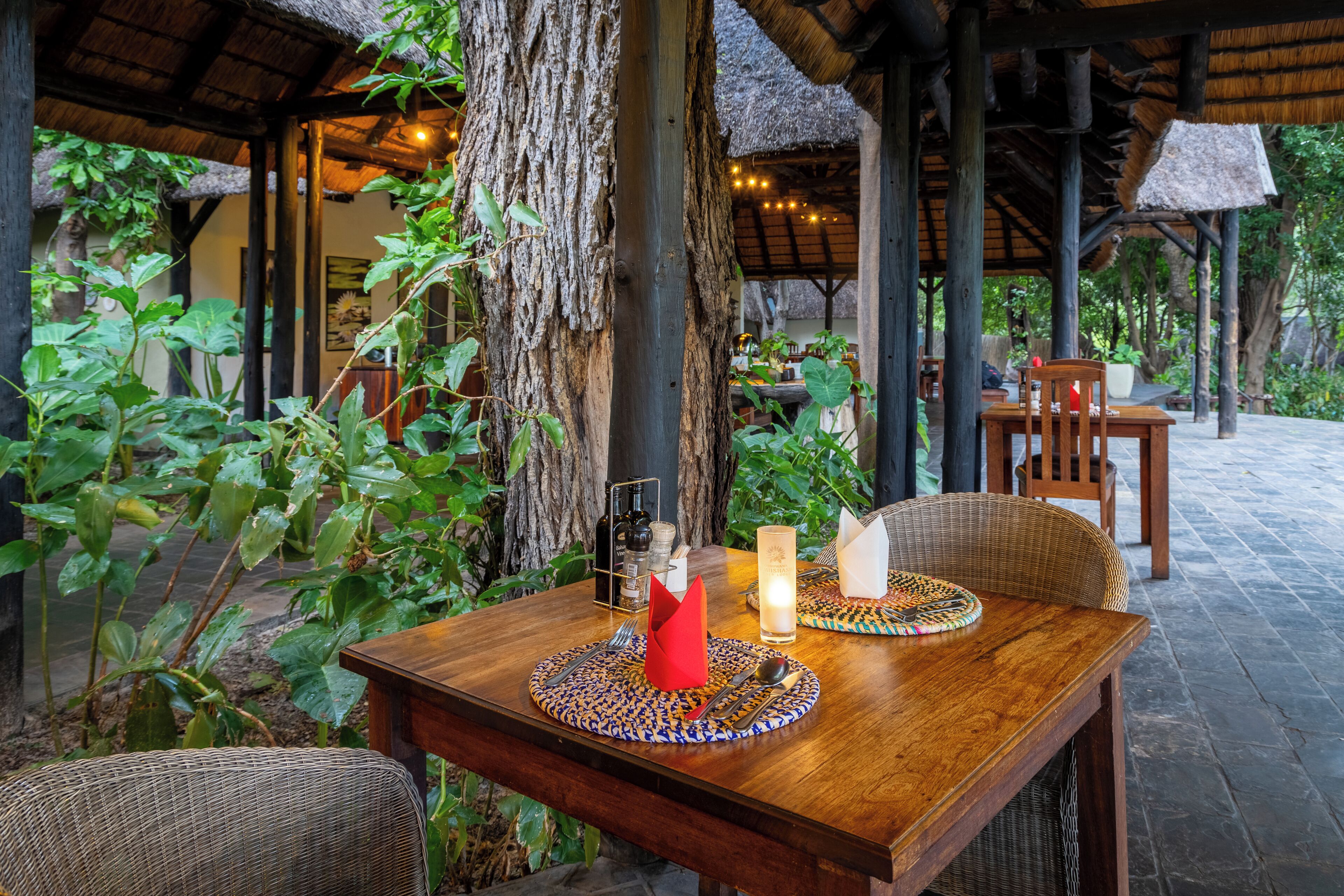 Tempat makan outdoor