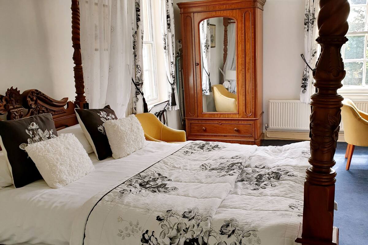 Executive Double Room, Ensuite (Main House.)