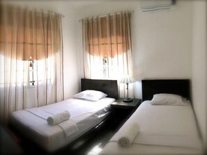 Phòng đơn Tiêu chuẩn | Bộ đồ giường cao cấp, két bảo mật tại phòng, bàn 