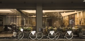 Front of property - Zeniva Hotel (Izmir)