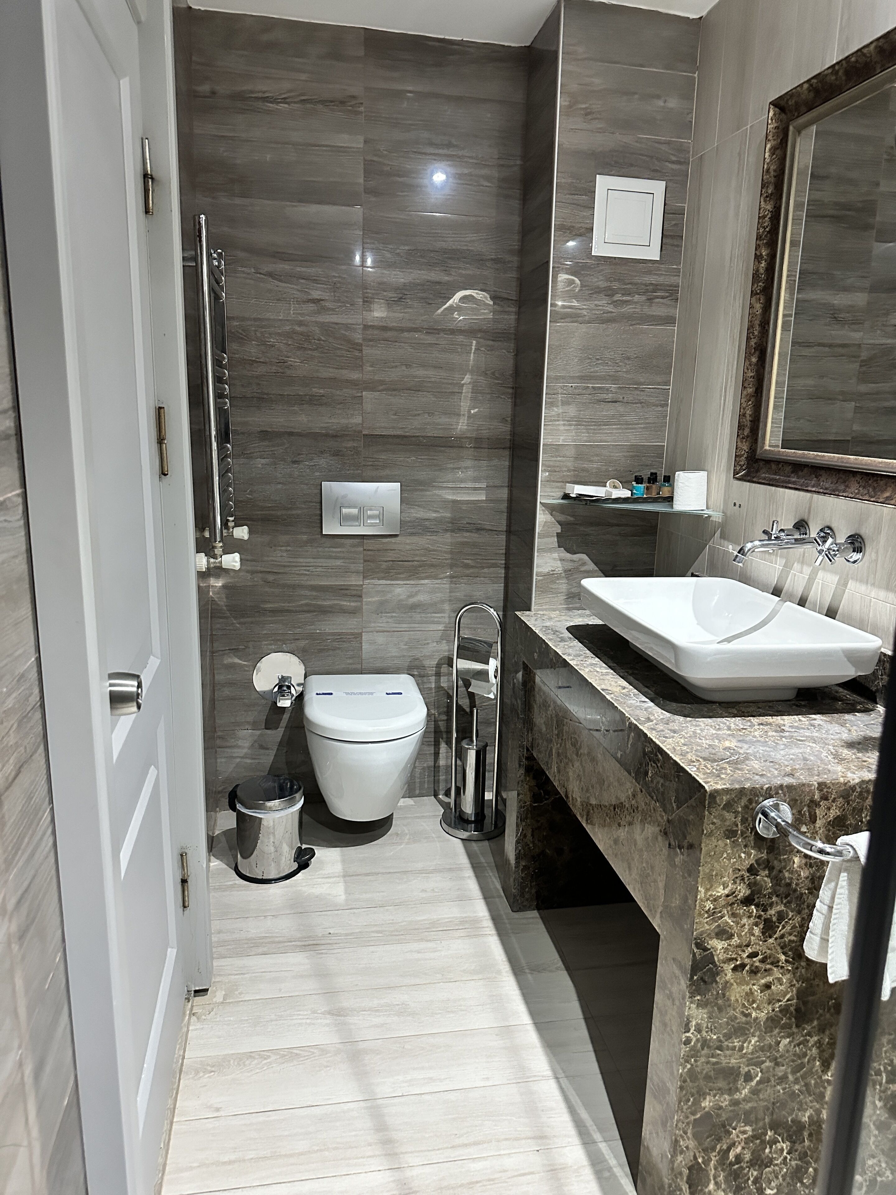 exclusive room | bathroom | shower, free toiletries, hair dryer, slippers