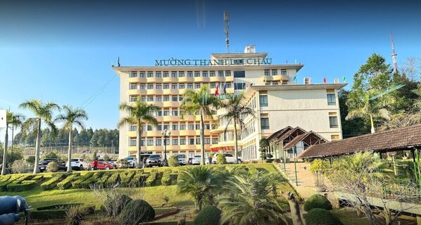 Front of property - Muong Thanh Lai Chau Hotel (Lai Chau)