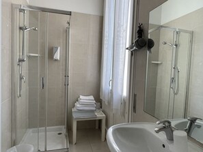 Double or Twin Room | Bathroom - Alle Torri (Bologna)