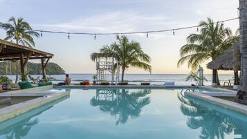 Alberca al aire libre