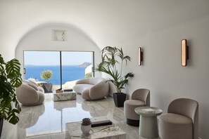 Lobby sitting area - Canaves Oia Suites - Small Luxury Hotels of the World (Santorini)