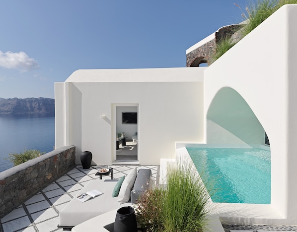 Suite estudio ejecutiva, 1 cama King size, para no fumadores, vista al mar | Terraza o patio