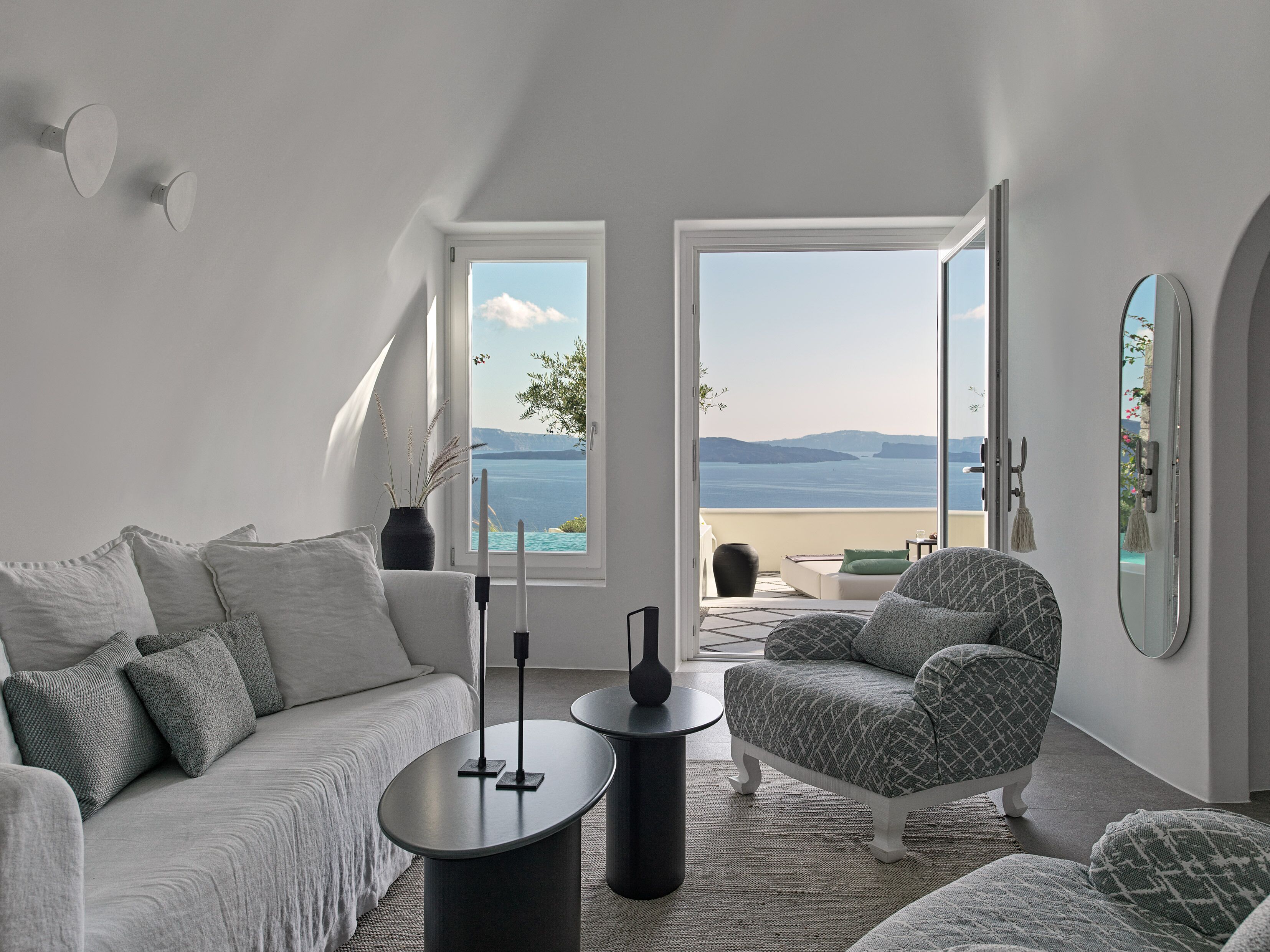 Executive Pool Suite | Premium bedding, minibar, in-room safe, individually decorated