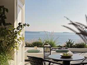 Pool Suite | Terrace/patio - Canaves Oia Suites - Small Luxury Hotels of the World (Santorini)