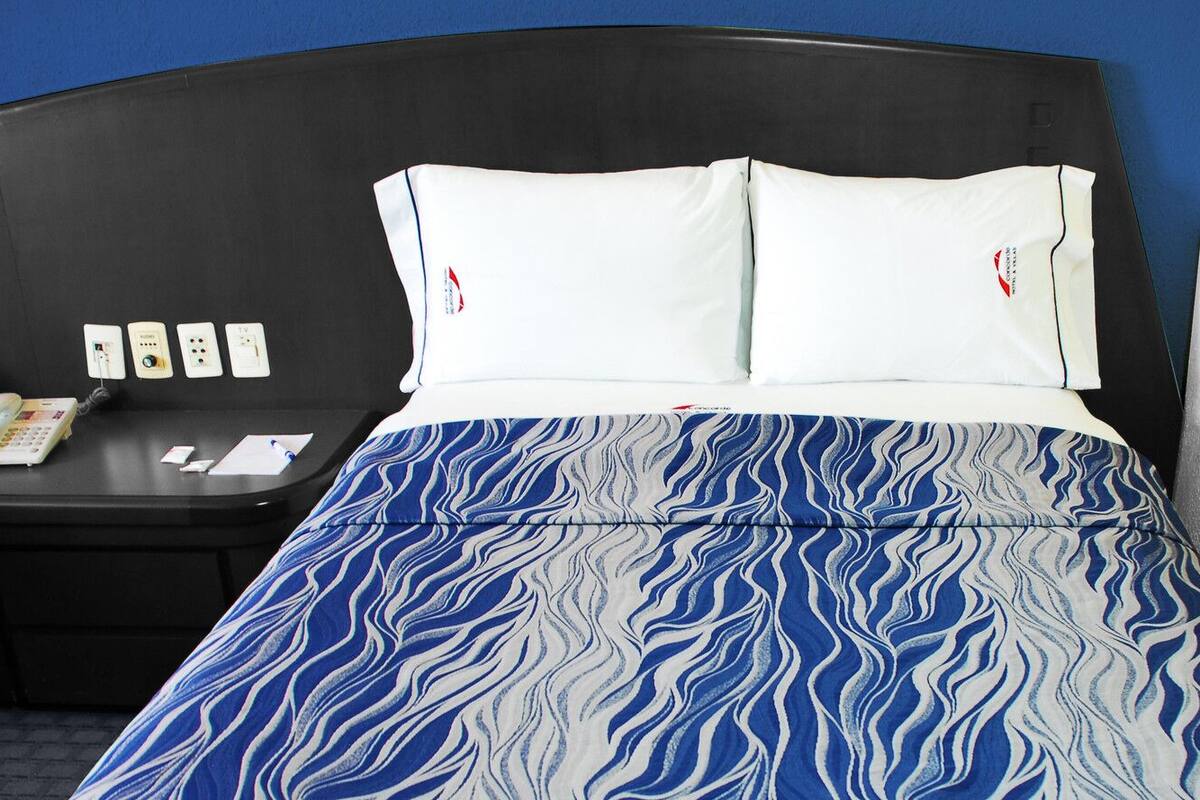 In-room safe, desk, blackout drapes, soundproofing