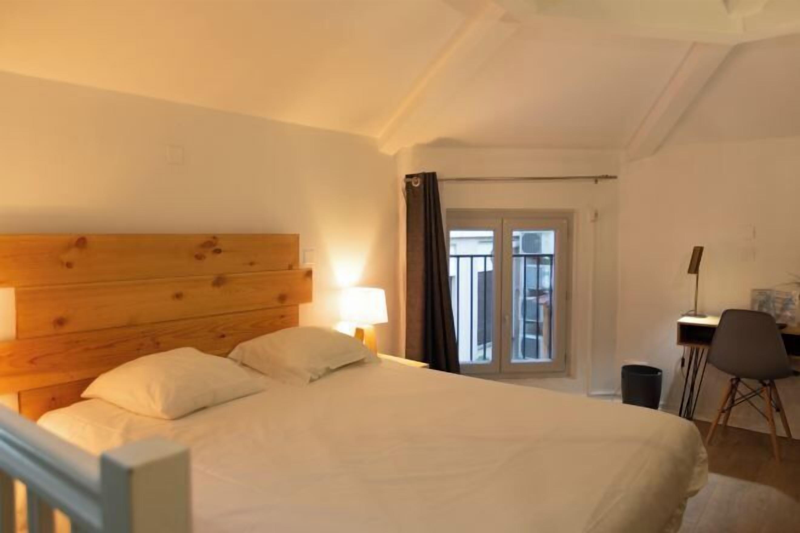 Luxe beddengoed, een kluis op de kamer, individueel gemeubileerd