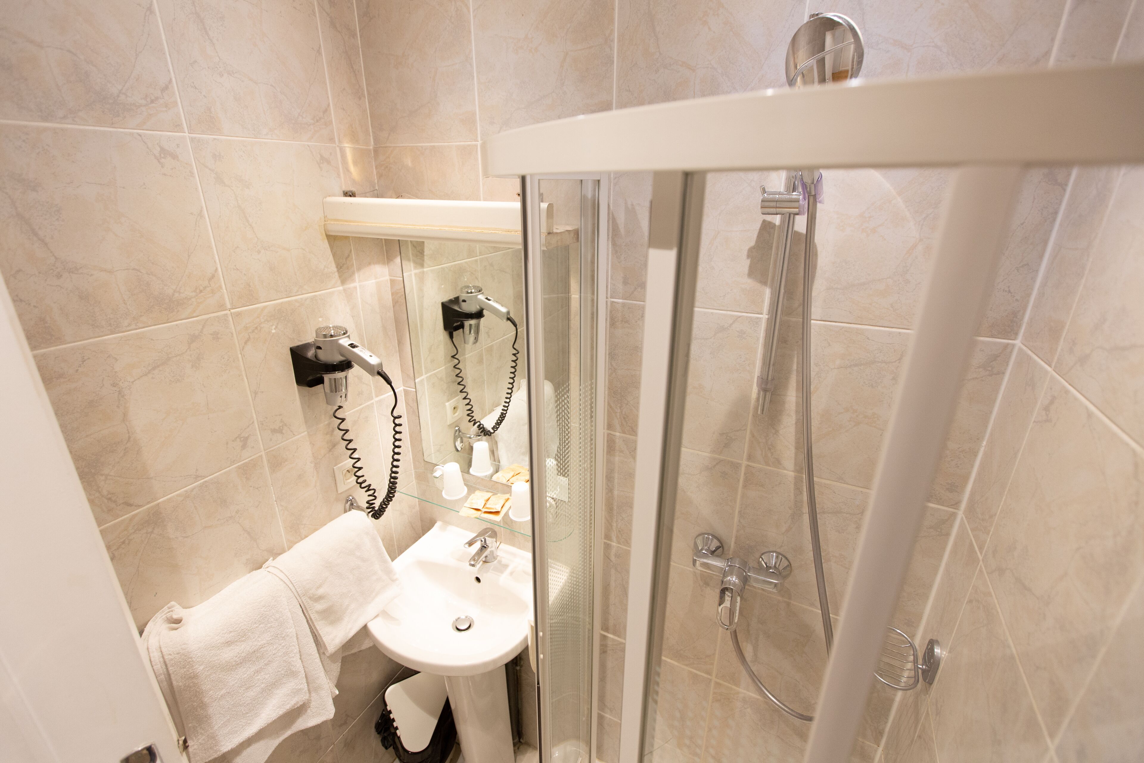 Foto - Lyo Hôtel - Centre Lyon Perrache