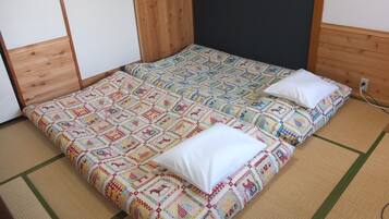 Twin Room | Free WiFi