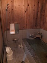 Indoor spa tub
