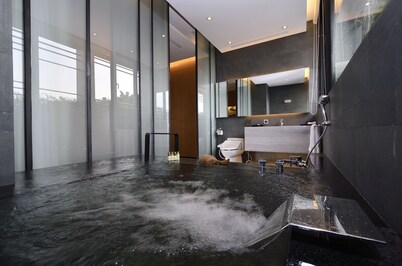 The Sun Hot Spring & Resort