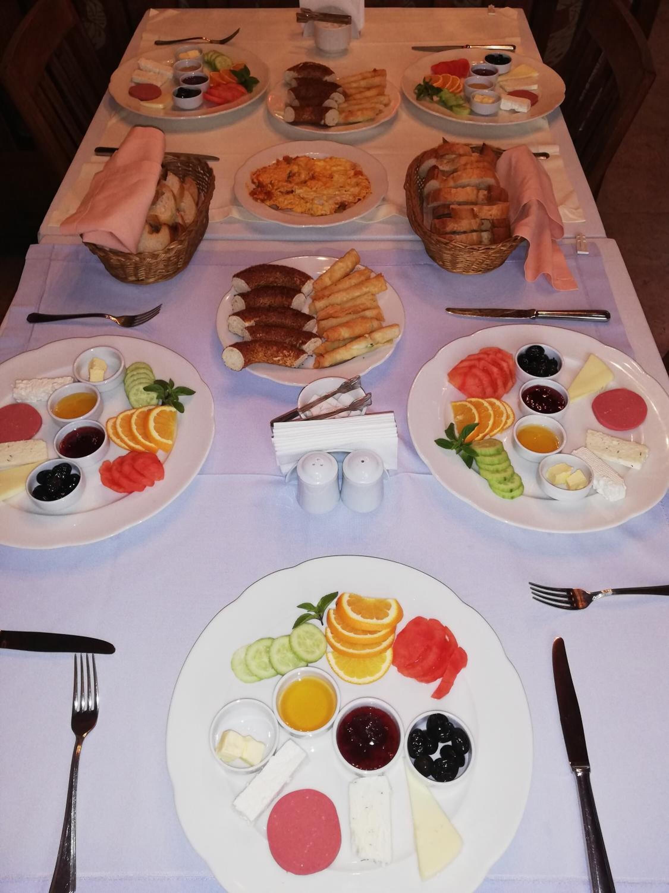 breakfast, lunch, dinner served; turkish cuisine