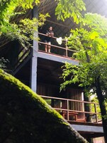 Deluxe Room with River View | Individually furnished, desk, bed sheets